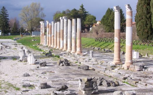 Aquileia - Church